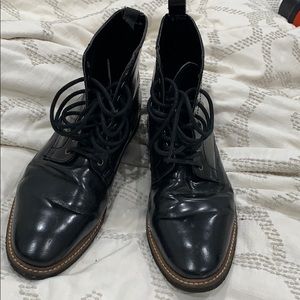 Black synthetic leather boot from ASOS US 9 UK 8